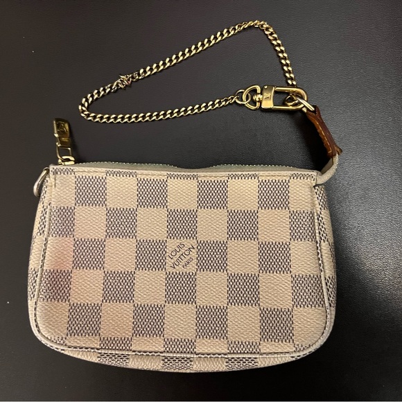 Authentic Louis Vuitton Mini Pochette Damier Azur.  Date code is SP0135. - Picture 3 of 16